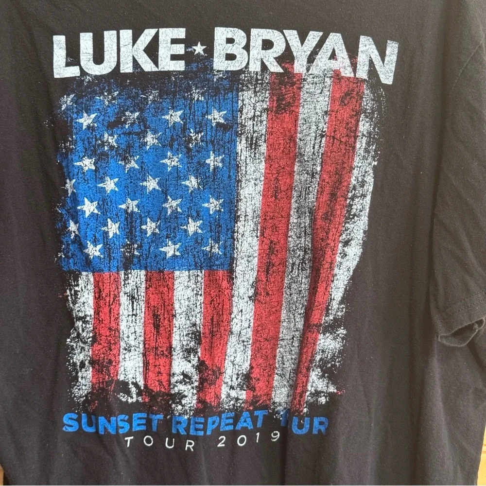 Luke Bryan Sunset Repeat Tour 2019 District Black and Blue Tour T-Shirt XL